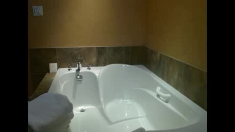 Uhmmwho online show from February 23, 10:53 pm