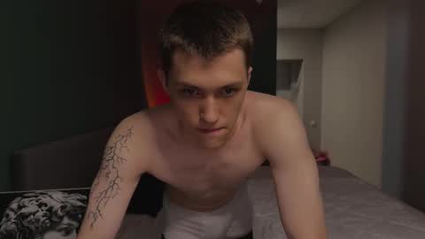 cronck52 online show from January 16, 10:52 pm