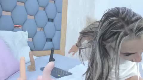 crystal_sm online show from July 7, 3:08 am