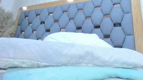 crystal_sm online show from July 7, 6:47 am