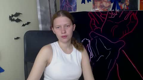 Stella online show from April 28, 12:09 pm
