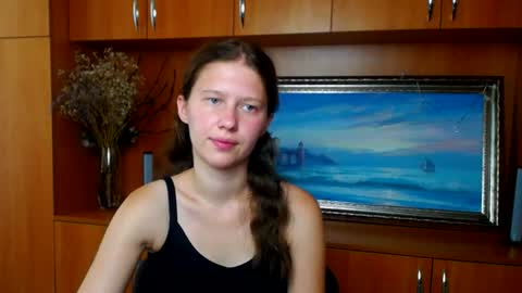 Stella online show from August 3, 12:00 pm