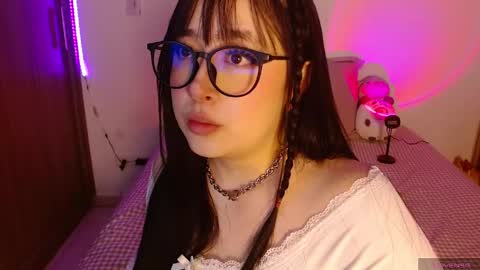 Olivia  online show from May 2, 11:43 pm