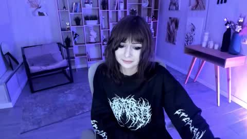 crystallbloom online show from October 1, 2:10 am