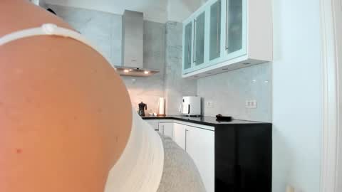 crystalnova_ online show from October 24, 11:33 am