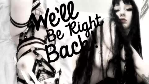 Sasha    Make me moan with patterns   good music here  online show from January 13, 2:19 am