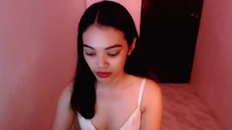 cuddlepunk_bubble online show from June 2, 7:05 pm
