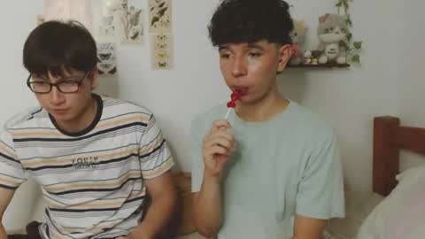 cuddly_and_jinx online show from March 21, 10:14 pm