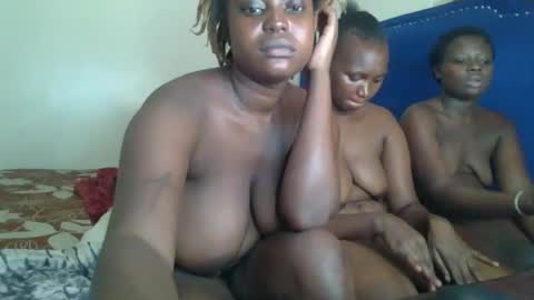 Snapshot of cum_central chatting on March 3, 5:52 pm cum_central online show from March 3, 5:52 pm