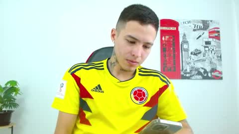 cumandres online show from June 17, 3:50 pm