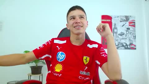 cumandres online show from November 25, 2:49 pm