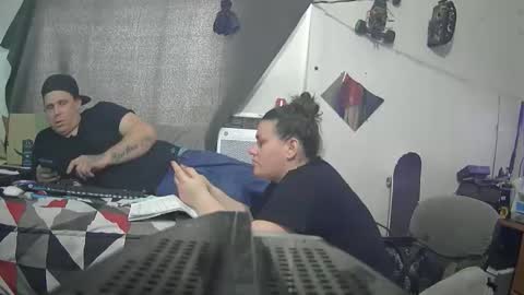 cumingduo69 online show from March 18, 9:09 pm