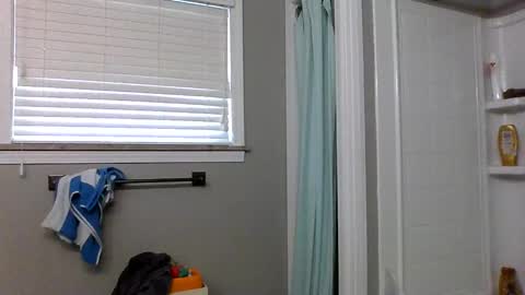 ConCon online show from October 25, 8:09 pm