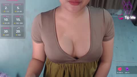 Snapshot of cumming_layxx chatting on October 12, 5:37 pm alay online show from October 12, 5:37 pm