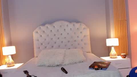 Cumming Loving online show from October 1, 9:02 pm