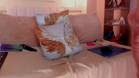 Cumming Loving online show from May 6, 8:37 pm