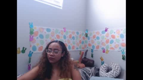 Nia Reese online show from April 1, 6:27 pm