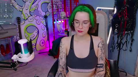 CUMpotikEve online show from May 2, 5:35 am