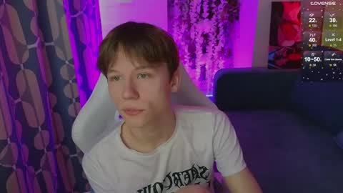 cumte_boy online show from June 8, 4:35 am