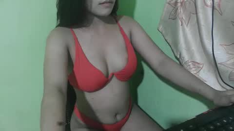 cumwhore4uxox online show from March 8, 4:55 pm