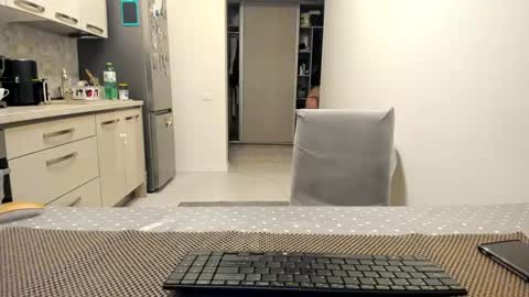 maria  alex online show from February 27, 4:35 am