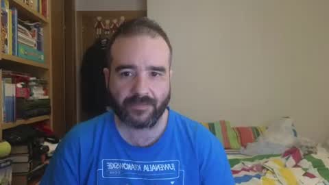 curiosillo1983 online show from July 26, 8:12 am