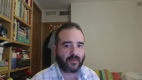 curiosillo1983 online show from July 28, 6:20 pm