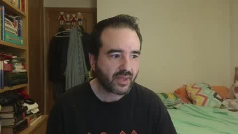 curiosillo1983 online show from June 30, 7:52 am