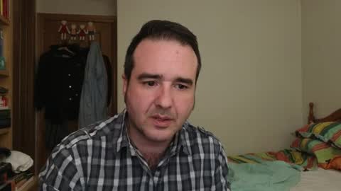 curiosillo1983 online show from April 27, 2:58 pm