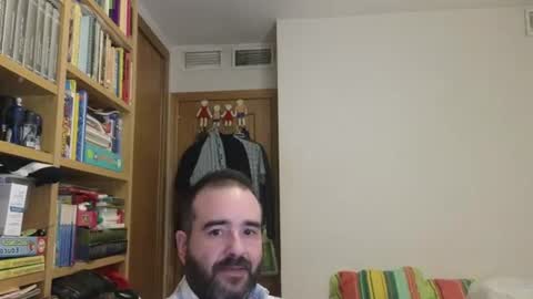 curiosillo1983 online show from July 28, 4:39 pm