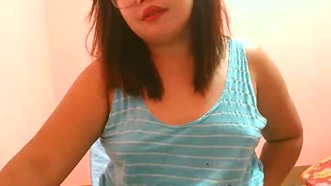 curious_girl247 online show from March 13, 12:08 pm