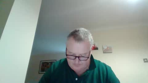 curiousax77 online show from December 9, 9:17 am