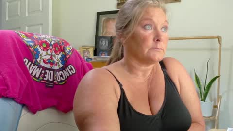 curious couple online show from June 3, 5:40 pm