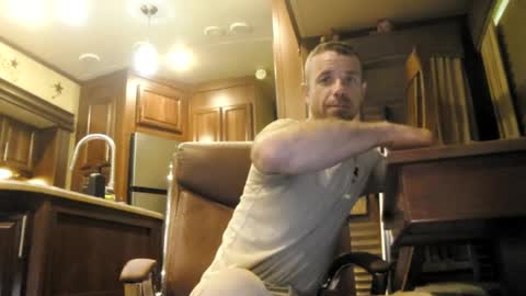 curiousguyhere6 online show from July 8, 10:57 pm