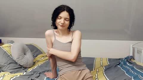Kira online show from July 3, 11:31 pm