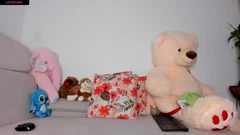 Curly  -  OF- CURLY SWEETT online show from May 11, 4:04 pm