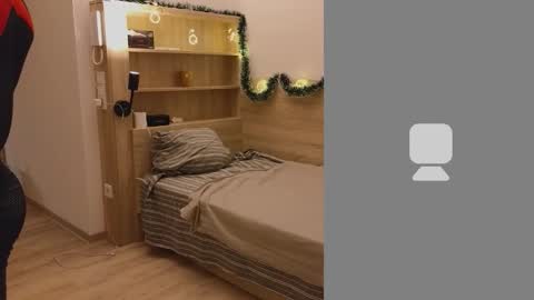 Mike  pvt is open online show from January 13, 7:10 pm