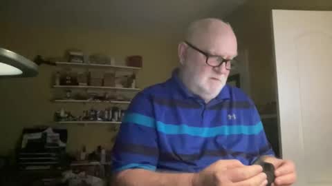 Snapshot of curo69 chatting on December 18, 8:14 pm ALAN online show from December 18, 8:14 pm