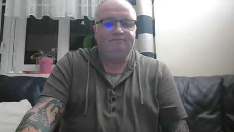 curtus14 online show from February 25, 8:00 pm