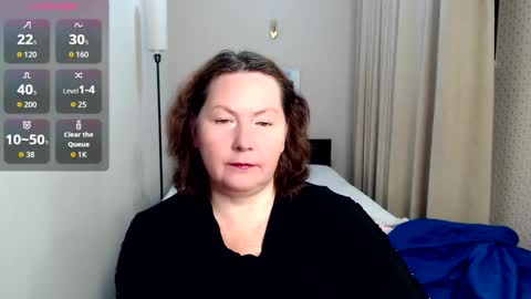 Snapshot of curvy_girlz chatting on October 10, 4:57 pm curvy_girlz online show from October 10, 4:57 pm
