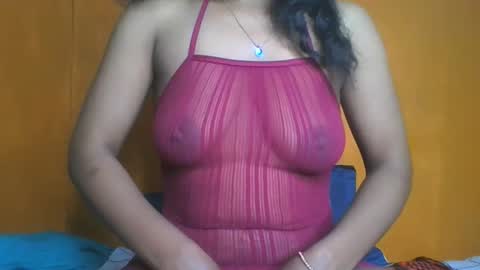 Snapshot of curvylyin chatting on October 11, 1:38 pm curvylyin online show from October 11, 1:38 pm