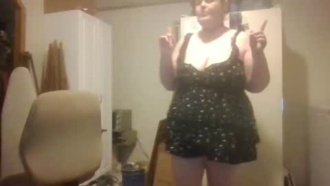 dahlia -kim online show from April 29, 3:55 am