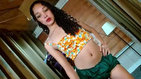 BBY CURLYHANNA online show from July 28, 3:21 pm