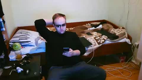 cute69696969 online show from December 1, 7:12 pm