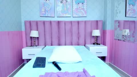   online show from December 24, 5:23 pm