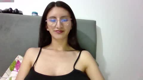 cute_amber_1 online show from October 4, 10:40 pm