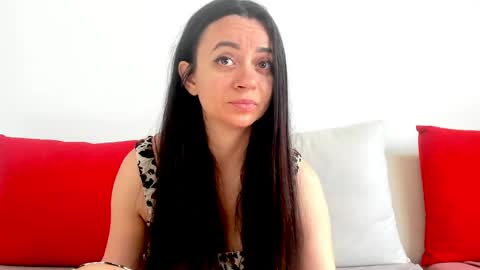 cute_angel95 online show from May 1, 6:40 am