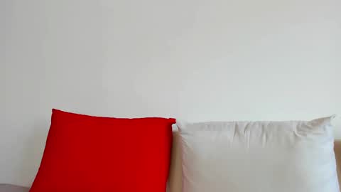 Snapshot of cute_angel95 chatting on March 3, 1:34 pm cute_angel95 online show from March 3, 1:34 pm