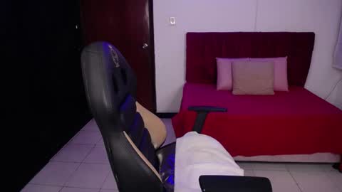 cute_angel_1 online show from July 28, 3:21 pm