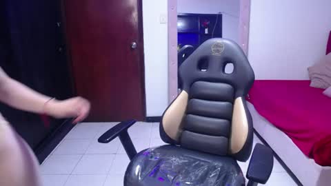 cute_angel_1 online show from July 6, 11:28 pm